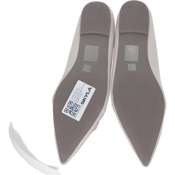 Journee Collection Clareene Women's Pointed Toe Flats Beige 8M - Picture 6 of 6